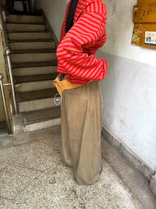 红色