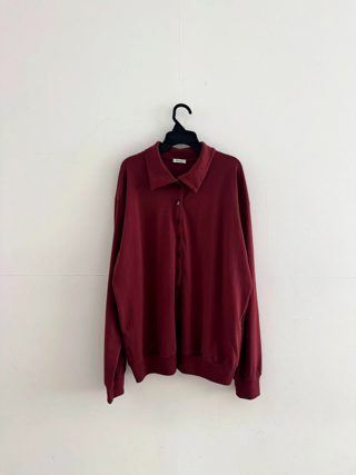 酒红色