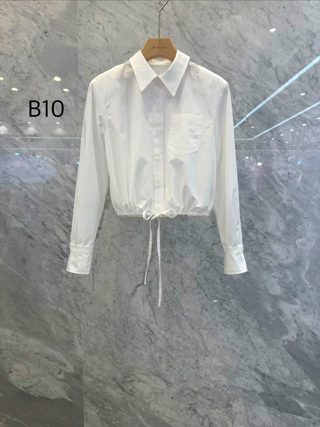 白色