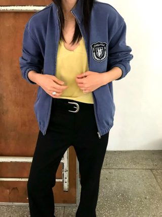 蓝色