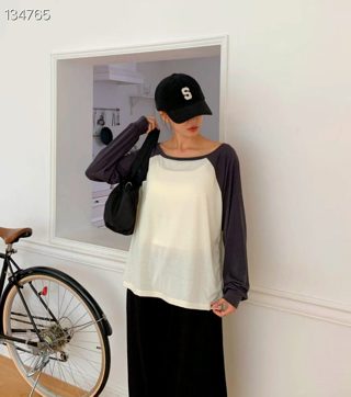 黑色