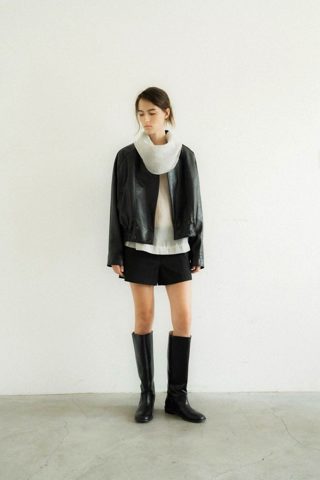 白色