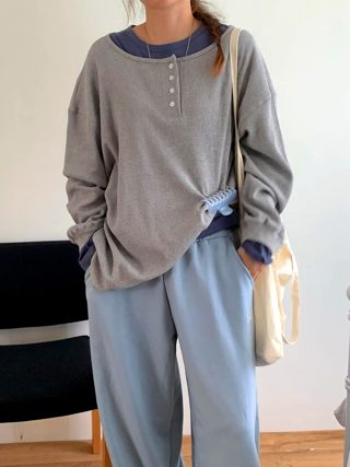 灰色