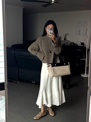 白色