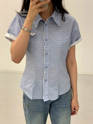 蓝色