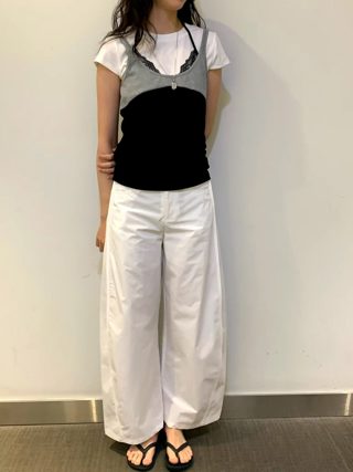 白色