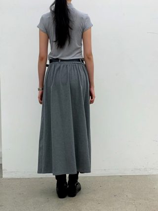 灰色