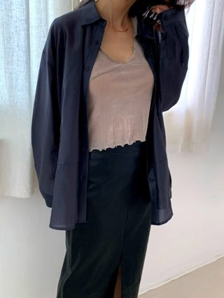黑色