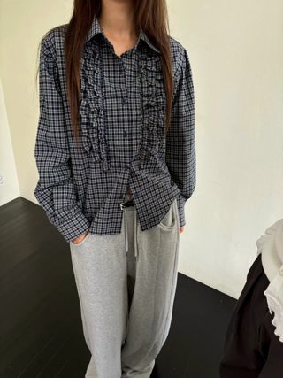 藏青色