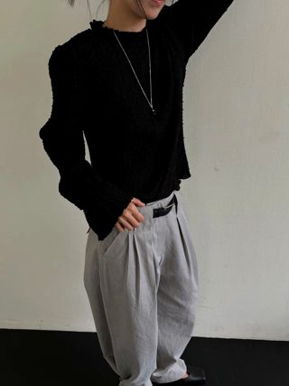 黑色