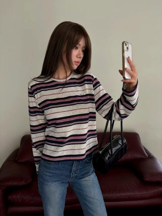 灰色