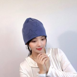 浅蓝色