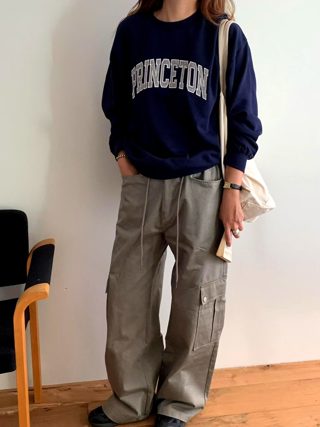 藏青色