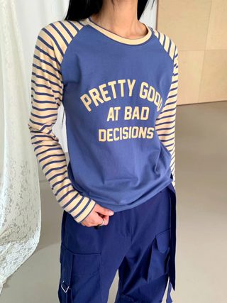 藏青色