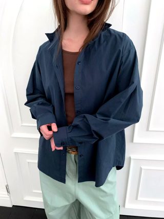 藏青色