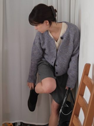 灰色