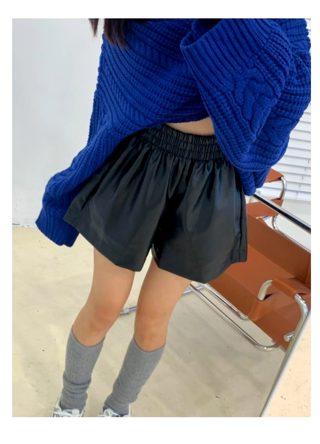 藏青色