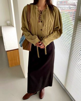 卡其色