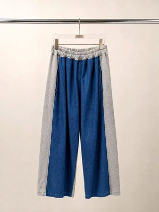 浅蓝色
