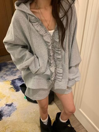 灰色