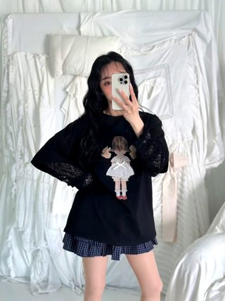 黑色