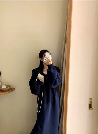 藏青色