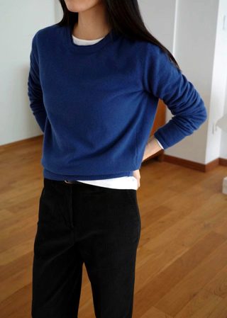 藏青色
