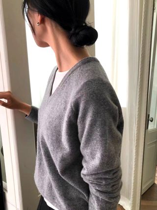 灰色