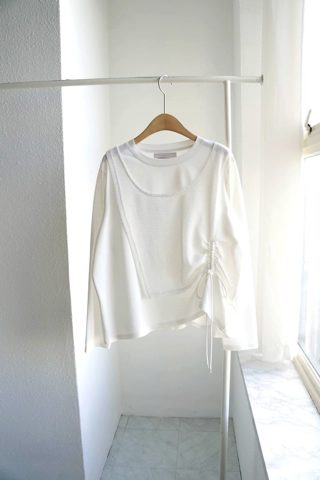 白色