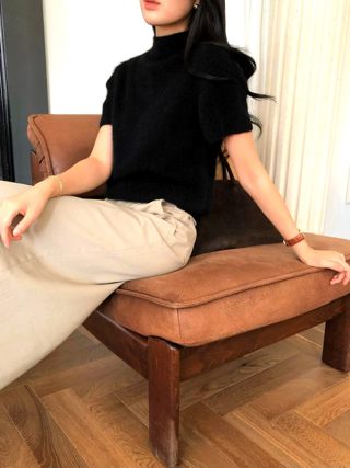 黑色