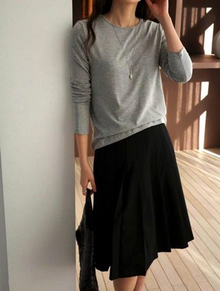 灰色