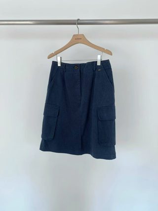 藏青色