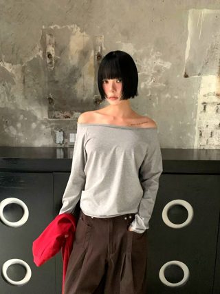 灰色