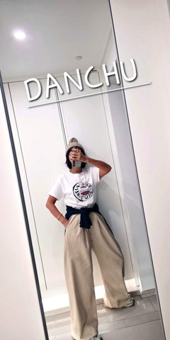 藏青色
