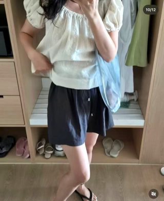 卡其色
