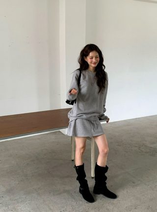 黑色