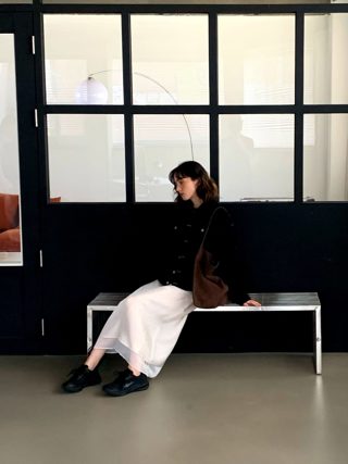 藏青色