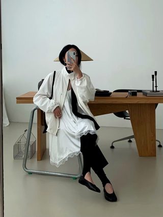 白色