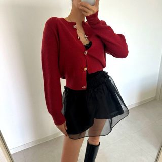 酒红色