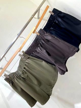 军绿色
