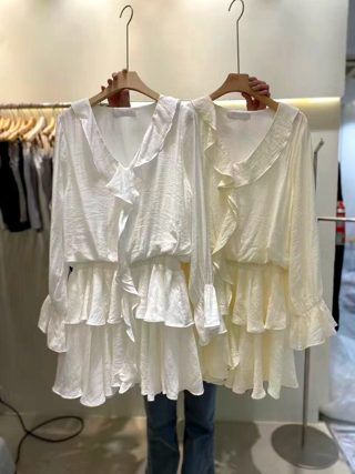 白色