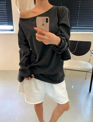 白色