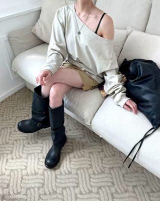 白色