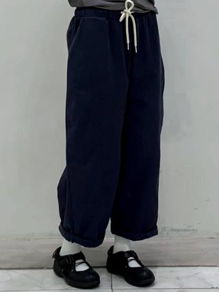 藏青色