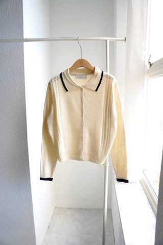 藏青色