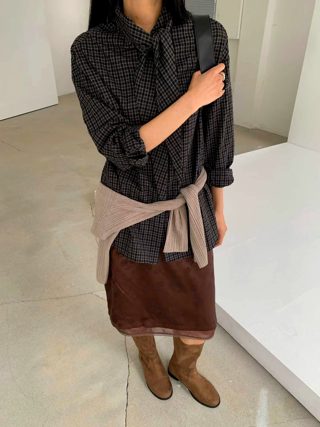藏青色