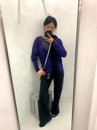 藏青色