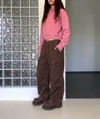 咖啡色
