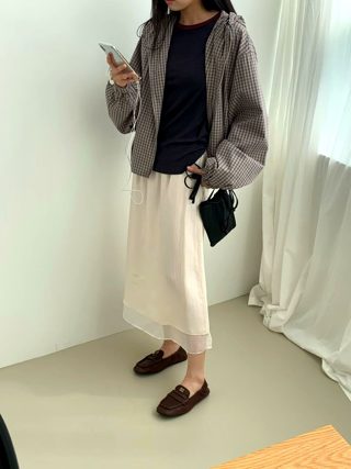 咖啡色