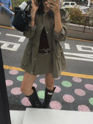 卡其色